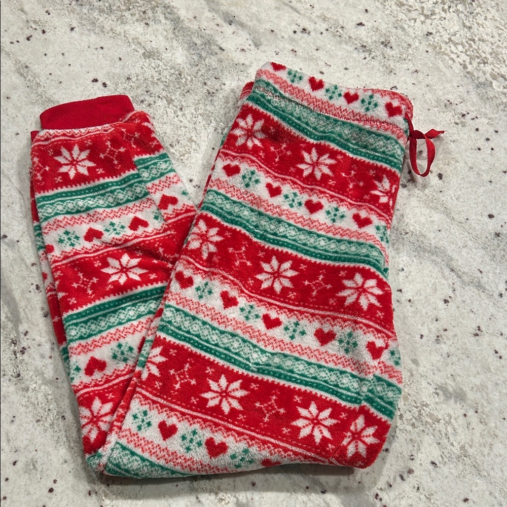 Soft fuzzy fleece winter pajama pants joggers S festive holiday warmth red green